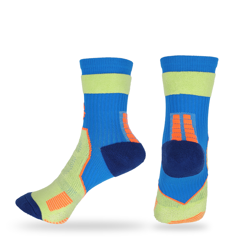 Freestyle cushion athletic basketball socks with stay-up technology,arch support and breathable mesh design