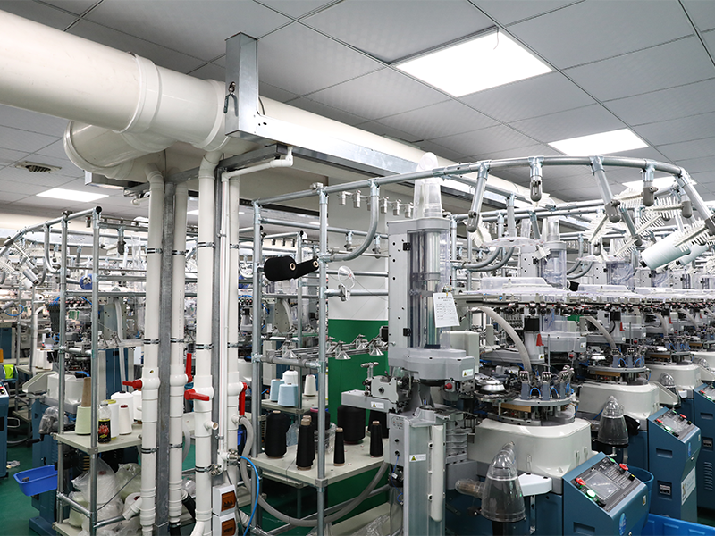 Multi-functional Integrated Knitting-machines for Automatic Linking Toe 