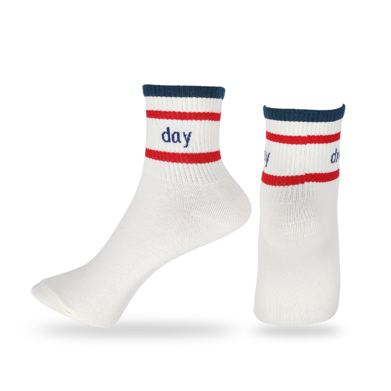 Unisex classic striped and letters designed quarter sports socks
