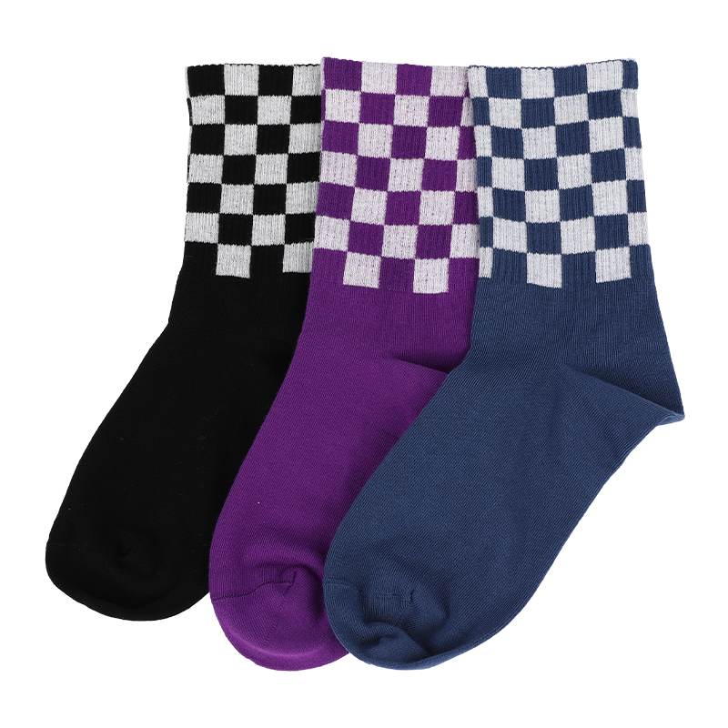 Customized logo accept ladies plaid patterned basketball camping jogging boxing tennis baseball golf and mountaineering sports quarter socks crew socks