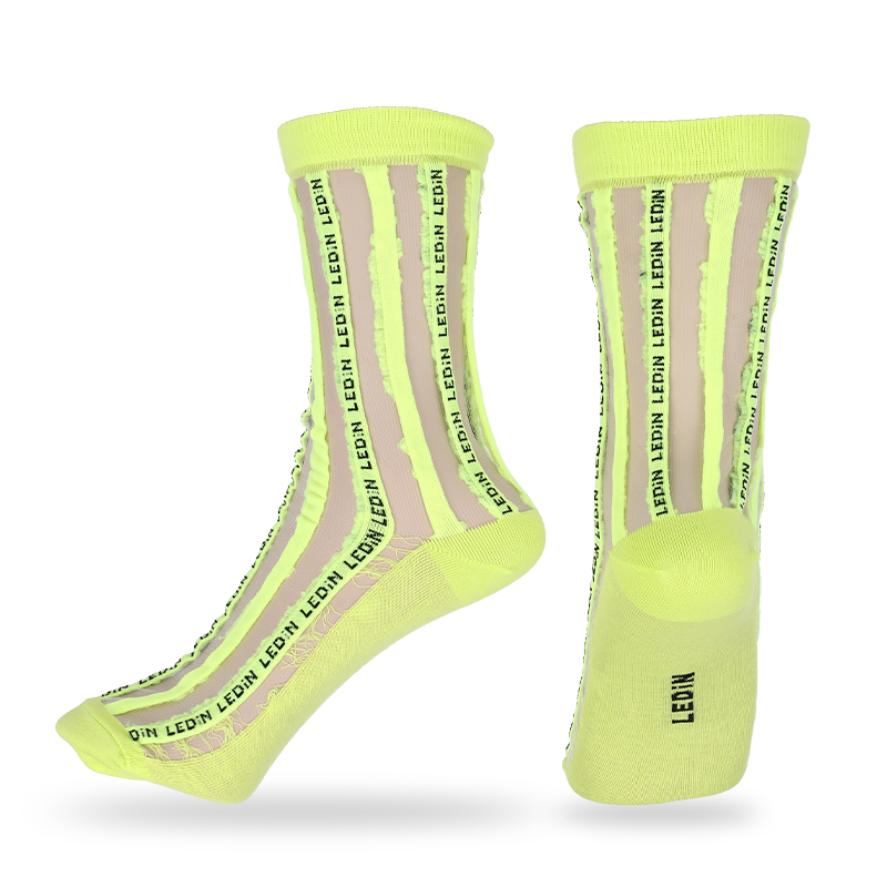 Wholesale or custom ladies transparent glass crystal silk summer season thin dress socks