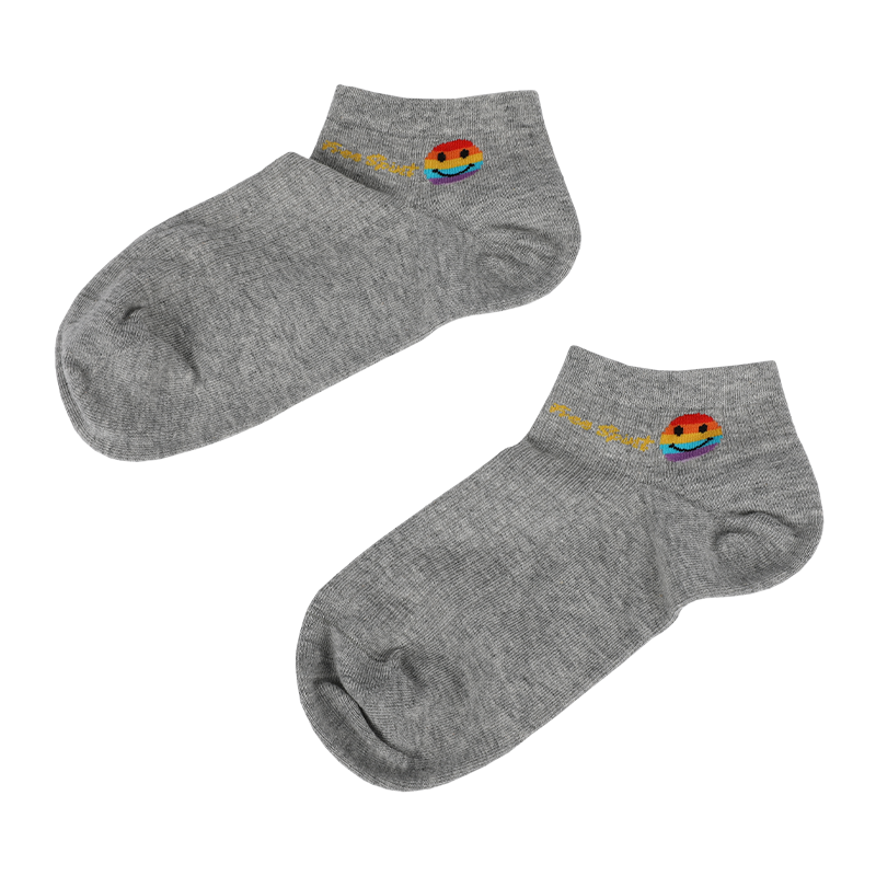 Wholesale or custom ladies smiley emoji face patterned sneaker socks 