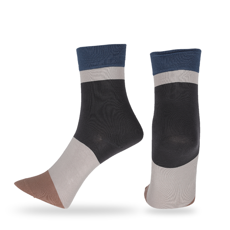 Casual,dress or custom streetwear socks made from high quality OEKO-Tex combed cotton men natural anti-pilling cotton yarns classic wide striped dress socks daily walking socks