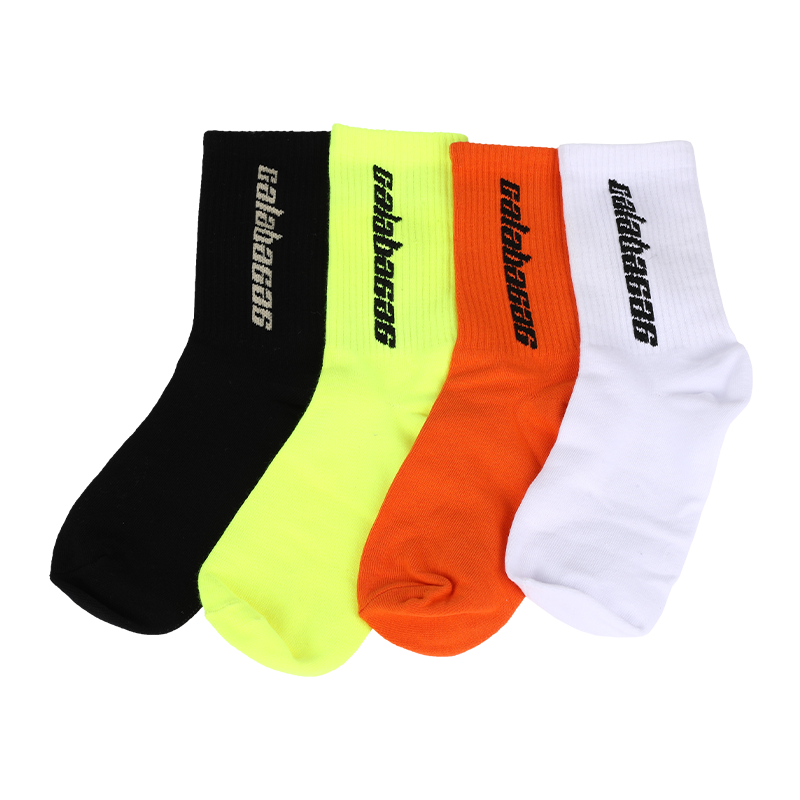Wholesale men casual sport quarter socks with stay-up technology