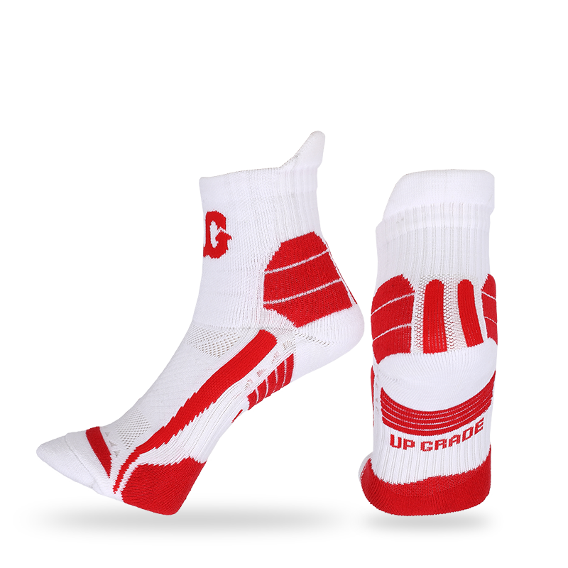 Freestyle pile athletic socks with stay-up technology,arch support and breathable mesh design